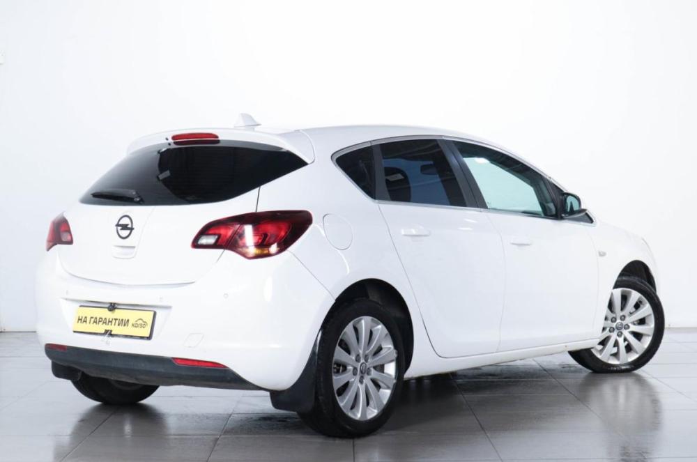 Opel Astra J Челябинск  - изображение 7