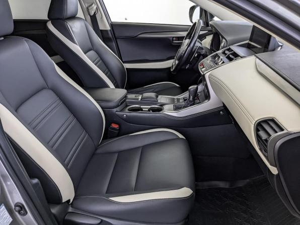 Lexus NX I Рестайлинг с пробегом 2021 года, цена 4 100 000 рублей, 44045 км, внедорожник, Автокод Объявления