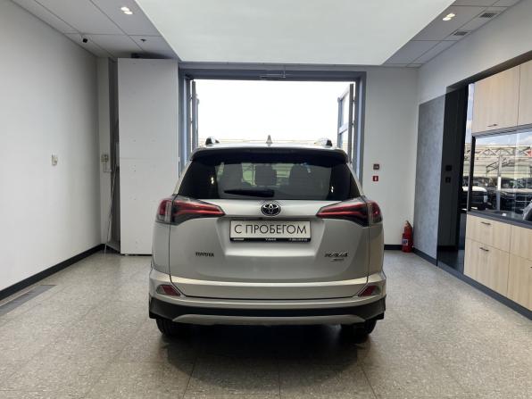 Toyota RAV4 IV (XA40) Рестайлинг с пробегом 2018 года, цена 2 450 000 рублей, 162000 км, внедорожник, Автокод Объявления