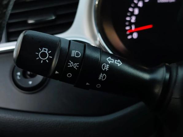 Kia Ceed II с пробегом 2015 года, цена 1 035 000 рублей, 111999 км, хэтчбек, Автокод Объявления