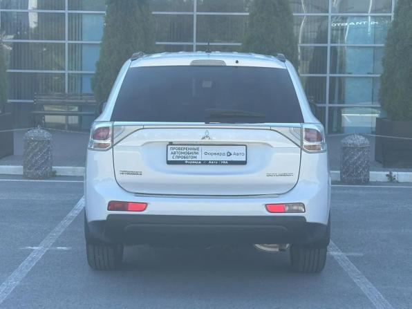 Mitsubishi Outlander III с пробегом 2013 года, цена 1 420 000 рублей, 230000 км, внедорожник, Автокод Объявления