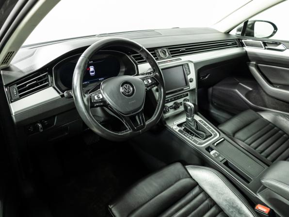 Volkswagen Passat B8 с пробегом 2016 года, цена 1 929 700 рублей, 149265 км, седан, Автокод Объявления