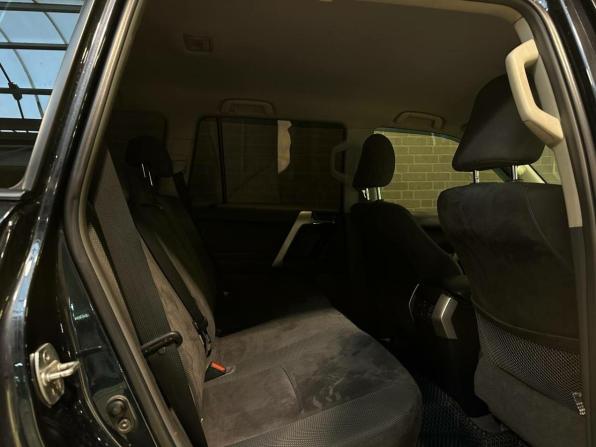 Toyota Land Cruiser Prado 150 Series с пробегом 2013 года, цена 3 095 000 рублей, 239772 км, внедорожник, Автокод Объявления
