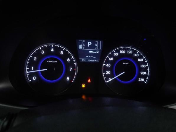 Hyundai Solaris I Рестайлинг с пробегом 2015 года, цена 989 000 рублей, 164556 км, седан, Автокод Объявления