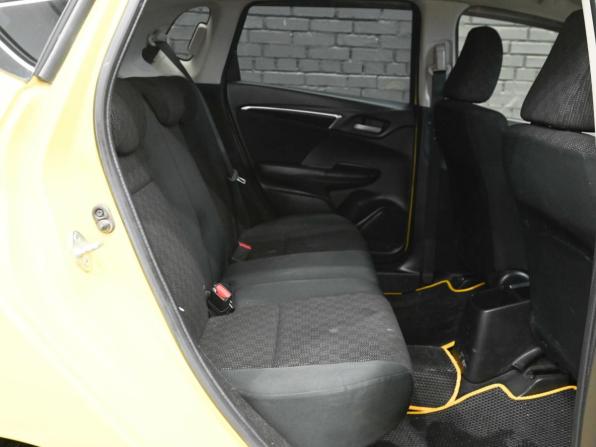Honda Fit III с пробегом 2013 года, цена 899 000 рублей, 176262 км, хэтчбек, Автокод Объявления