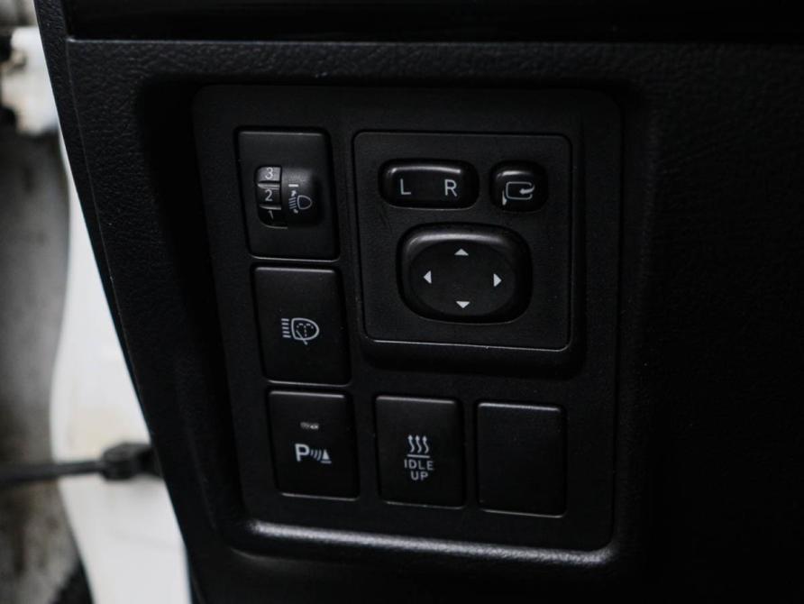 Toyota Land Cruiser Prado 150 Series Рестайлинг 1 Москва  - изображение 17