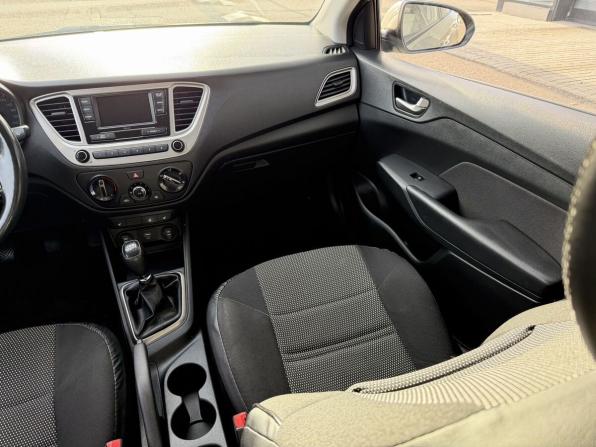 Hyundai Solaris II с пробегом 2019 года, цена 1 380 000 рублей, 62927 км, седан, Автокод Объявления