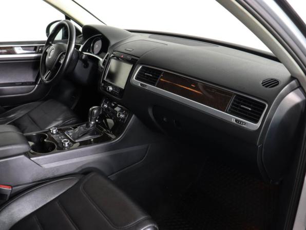 Volkswagen Touareg II с пробегом 2012 года, цена 2 247 000 рублей, 160691 км, внедорожник, Автокод Объявления