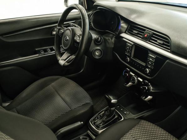 Kia Rio IV с пробегом 2018 года, цена 1 086 000 рублей, 122281 км, седан, Автокод Объявления