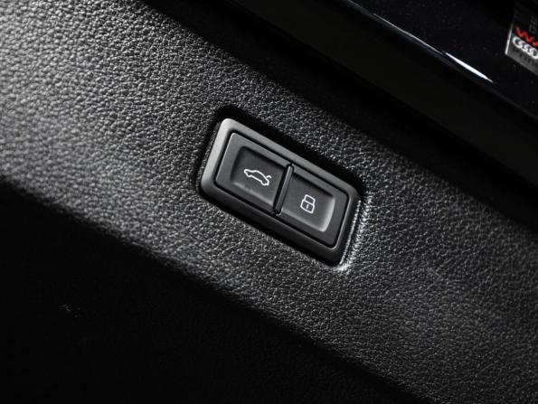 Audi Q7 II (4M) Рестайлинг с пробегом 2021 года, цена 6 899 000 рублей, 96050 км, внедорожник, Автокод Объявления