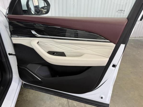 Geely Monjaro I с пробегом 2023 года, цена 3 300 000 рублей, 25077 км, внедорожник, Автокод Объявления