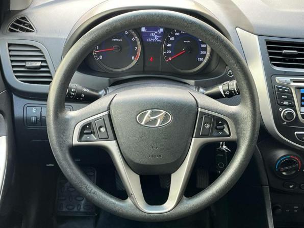 Hyundai Solaris I Рестайлинг с пробегом 2016 года, цена 699 000 рублей, 172954 км, седан, Автокод Объявления