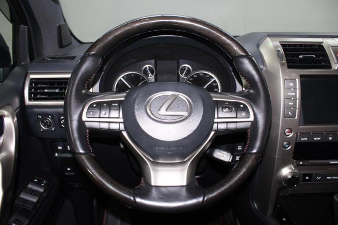 Lexus GX II Рестайлинг 2 с пробегом 2019 года, цена 7 700 000 рублей, 57100 км, внедорожник, Автокод Объявления