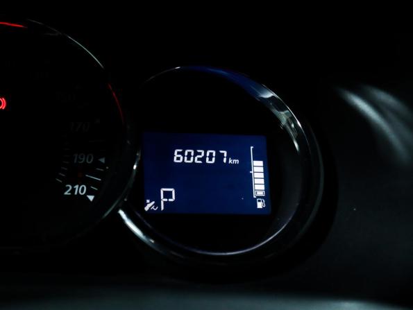 Renault Sandero II с пробегом 2016 года, цена 1 050 000 рублей, 60205 км, хэтчбек, Автокод Объявления