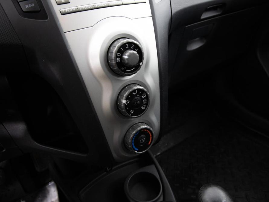 Toyota Yaris II Санкт-Петербург  - изображение 15