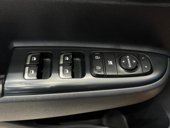 Kia Rio IV с пробегом 2019 года, цена 1 420 000 рублей, 81821 км, седан, Автокод Объявления