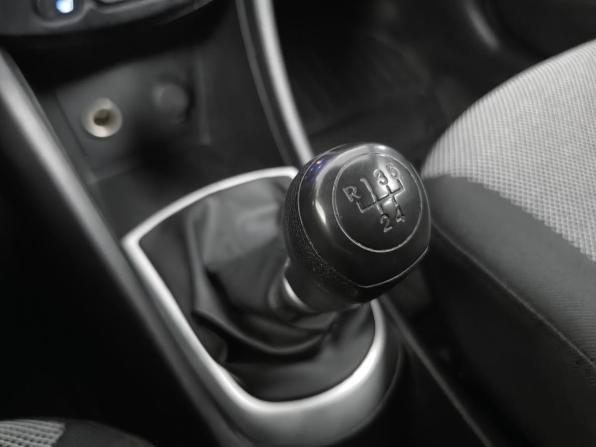 Hyundai Solaris I с пробегом 2012 года, цена 615 000 рублей, 143501 км, седан, Автокод Объявления