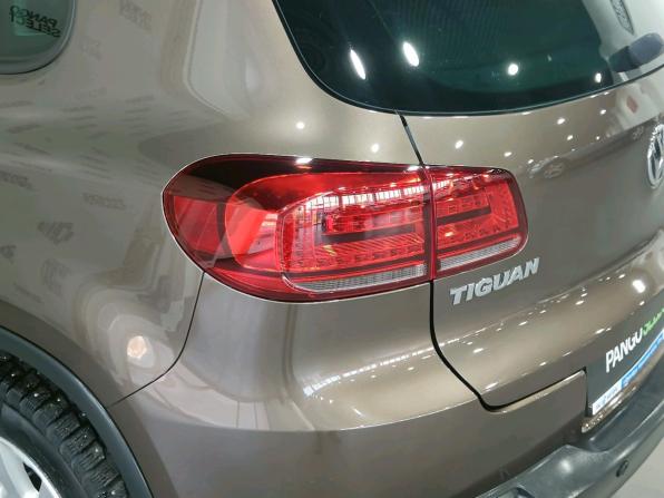 Volkswagen Tiguan I Рестайлинг с пробегом 2015 года, цена 1 388 000 рублей, 177121 км, внедорожник, Автокод Объявления