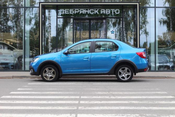 Renault Logan II Рестайлинг с пробегом 2019 года, цена 1 150 000 рублей, 83610 км, седан, Автокод Объявления