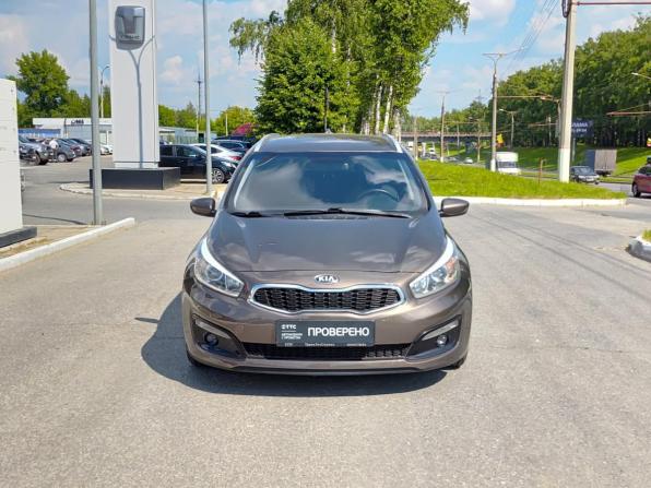 Kia Ceed II Рестайлинг с пробегом 2018 года, цена 1 320 000 рублей, 143017 км, универсал, Автокод Объявления