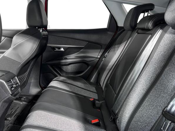 Peugeot 3008 II с пробегом 2019 года, цена 2 110 000 рублей, 68778 км, внедорожник, Автокод Объявления