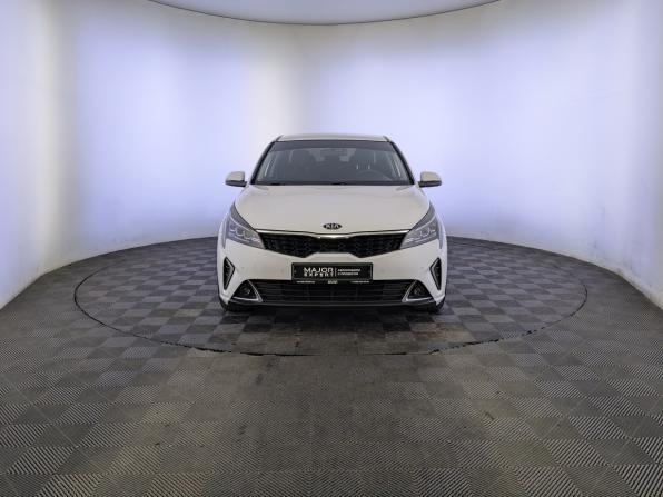 Kia Rio IV Рестайлинг с пробегом 2021 года, цена 1 781 000 рублей, 96650 км, седан, Автокод Объявления