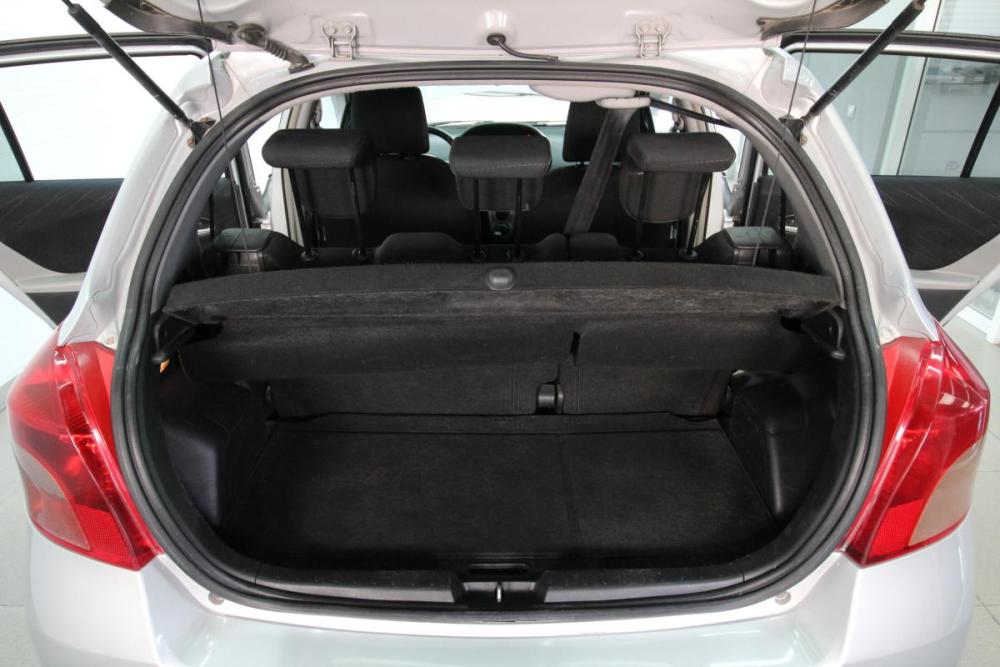 Toyota Yaris II Сургут  - изображение 12