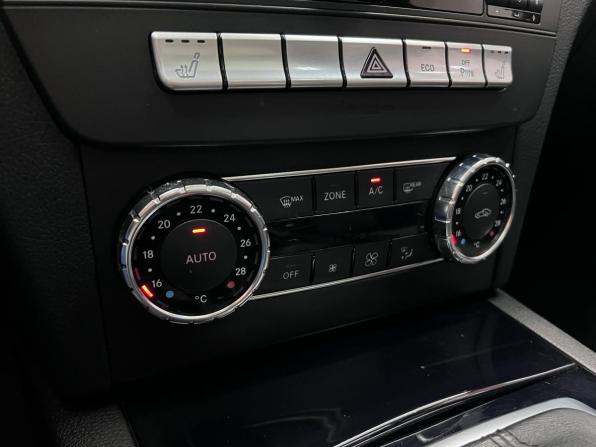 Mercedes-Benz C-Класс III (W204) Рестайлинг с пробегом 2012 года, цена 1 360 000 рублей, 212864 км, седан, Автокод Объявления