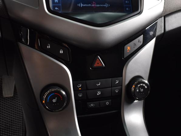 Chevrolet Cruze I с пробегом 2012 года, цена 799 995 рублей, 200937 км, хэтчбек, Автокод Объявления