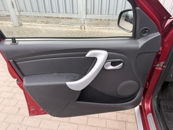 Renault Sandero I с пробегом 2011 года, цена 569 000 рублей, 207725 км, хэтчбек, Автокод Объявления