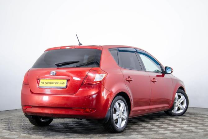 Kia Ceed I Рестайлинг с пробегом 2011 года, цена 649 000 рублей, 233568 км, хэтчбек, Автокод Объявления