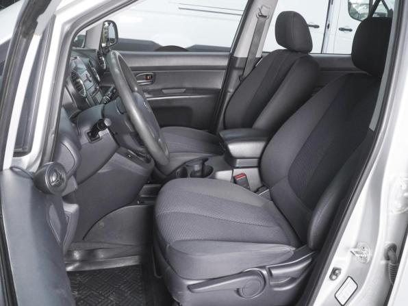 Kia Carens II (UN) с пробегом 2011 года, цена 970 000 рублей, 226006 км, компактвэн, Автокод Объявления