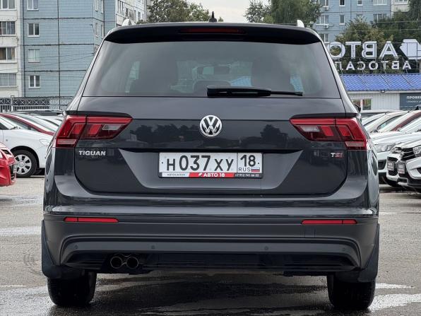 Volkswagen Tiguan II с пробегом 2017 года, цена 1 999 000 рублей, 131432 км, внедорожник, Автокод Объявления