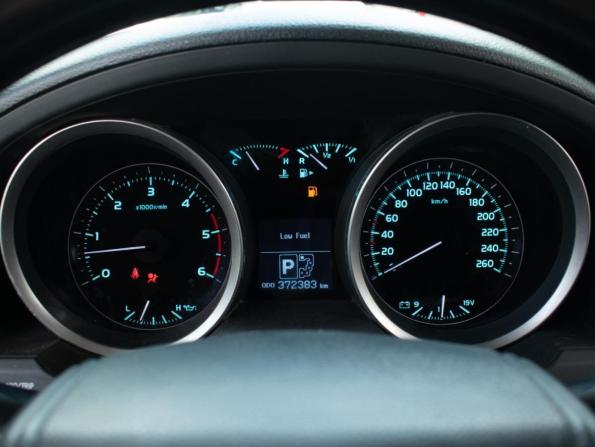 Toyota Land Cruiser 200 Series с пробегом 2010 года, цена 2 999 000 рублей, 372383 км, внедорожник, Автокод Объявления