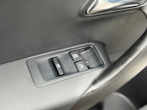 Volkswagen Polo V с пробегом 2014 года, цена 485 000 рублей, 256000 км, седан, Автокод Объявления