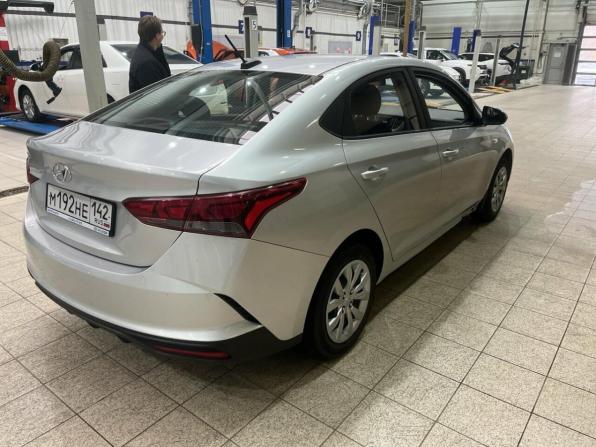 Hyundai Solaris II Рестайлинг с пробегом 2021 года, цена 1 499 000 рублей, 56219 км, седан, Автокод Объявления