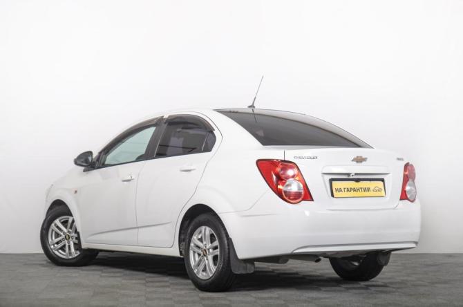 Chevrolet Aveo II с пробегом 2015 года, цена 729 000 рублей, 106100 км, седан, Автокод Объявления
