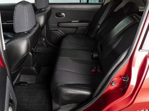 Nissan Tiida I с пробегом 2012 года, цена 1 075 000 рублей, 45705 км, хэтчбек, Автокод Объявления