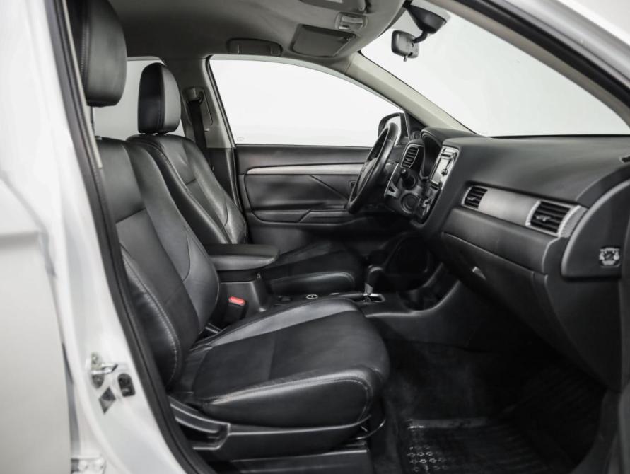 Mitsubishi Outlander III Санкт-Петербург  - изображение 22