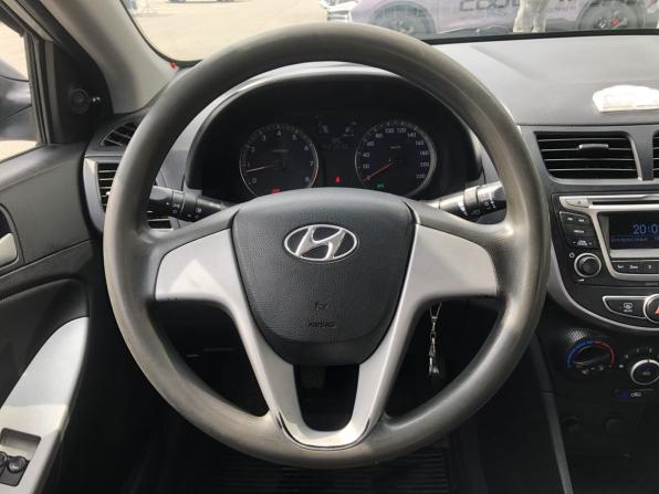 Hyundai Solaris I с пробегом 2013 года, цена 714 500 рублей, 212657 км, седан, Автокод Объявления