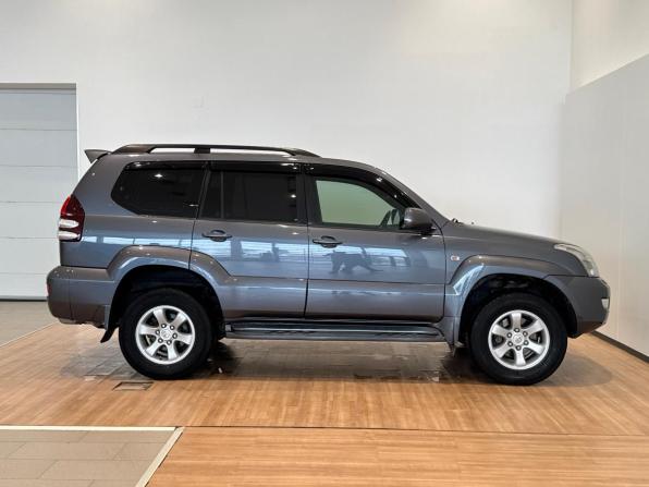 Toyota Land Cruiser Prado 120 Series Рестайлинг с пробегом 2008 года, цена 2 330 000 рублей, 303370 км, внедорожник, Автокод Объявления