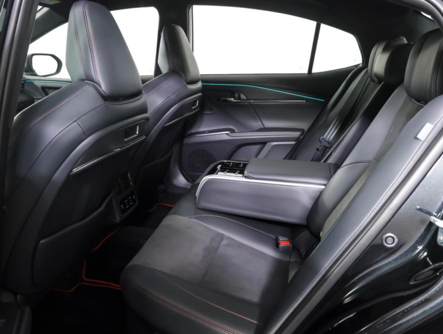 Toyota Camry IX (XV80) China Market Москва  - изображение 11