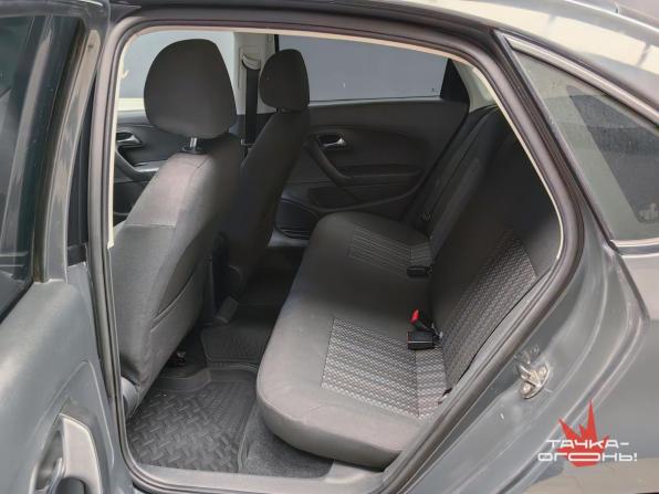 Volkswagen Polo V Рестайлинг с пробегом 2017 года, цена 860 000 рублей, 219420 км, седан, Автокод Объявления