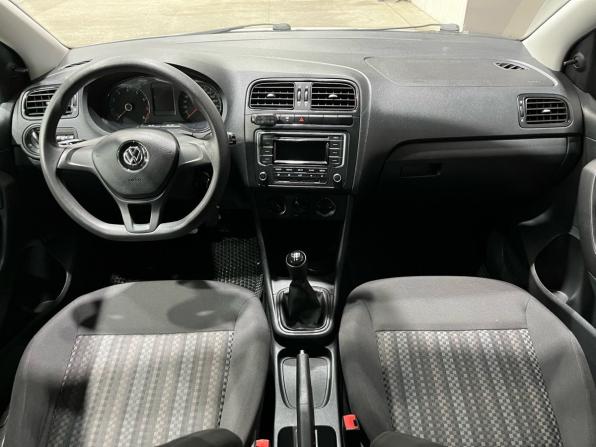 Volkswagen Polo V Рестайлинг с пробегом 2018 года, цена 990 000 рублей, 152200 км, седан, Автокод Объявления