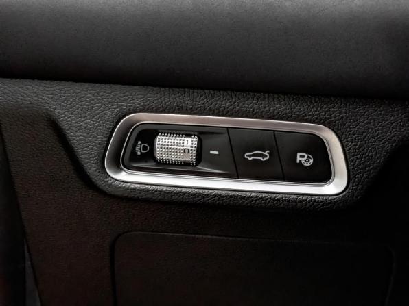 Geely Coolray I Рестайлинг с пробегом 2024 года, цена 2 065 000 рублей, 61236 км, внедорожник, Автокод Объявления