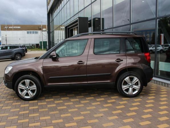 Skoda Yeti I с пробегом 2013 года, цена 620 000 рублей, 220315 км, внедорожник, Автокод Объявления