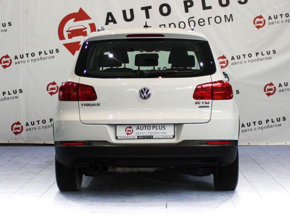 Volkswagen Tiguan I Рестайлинг с пробегом 2012 года, цена 1 049 000 рублей, 240500 км, внедорожник, Автокод Объявления