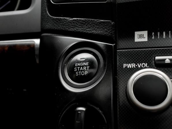Toyota Land Cruiser 200 Series с пробегом 2010 года, цена 3 100 000 рублей, 340321 км, внедорожник, Автокод Объявления