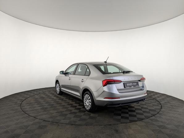 Skoda Rapid II с пробегом 2021 года, цена 1 550 000 рублей, 72302 км, лифтбек, Автокод Объявления
