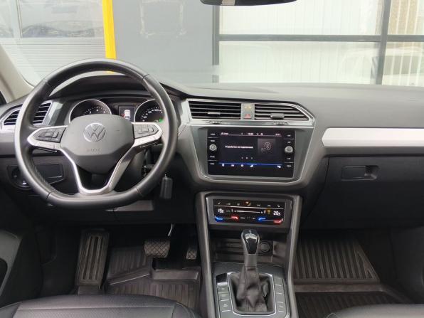 Volkswagen Tiguan II Рестайлинг с пробегом 2021 года, цена 2 450 000 рублей, 108580 км, внедорожник, Автокод Объявления